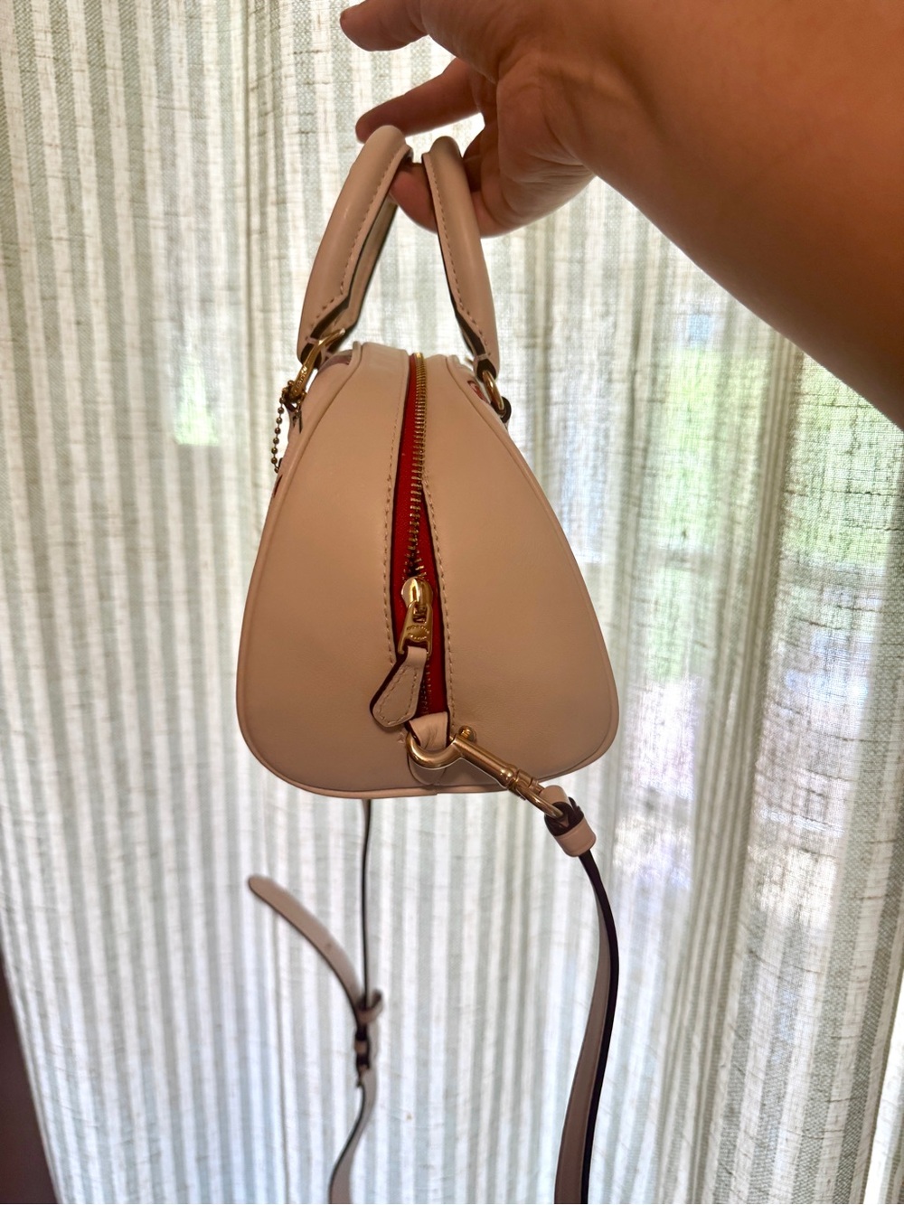 Coach Sydney Satchel With Heart Cherry Print - Picture 5 of 5